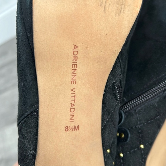 Adrienne Vittadini Suede Heel Ankle Booties  with gold studs Women size 8.5 - Picture 13 of 15